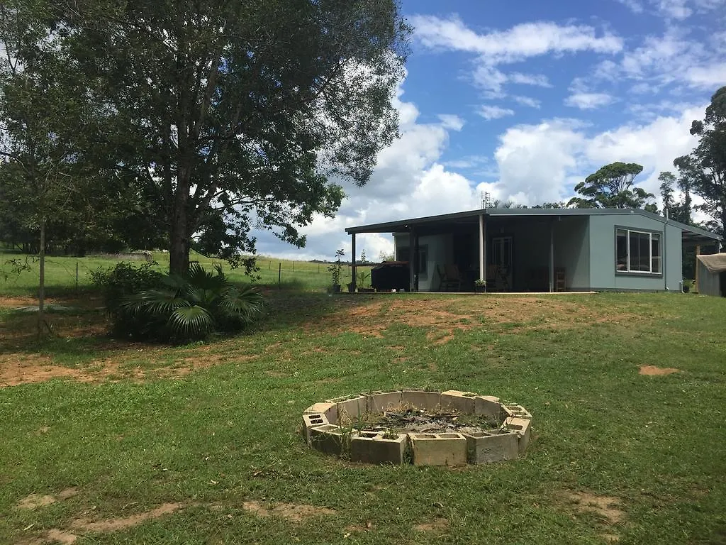 Blackwattle Farm Beerwah Farm stay